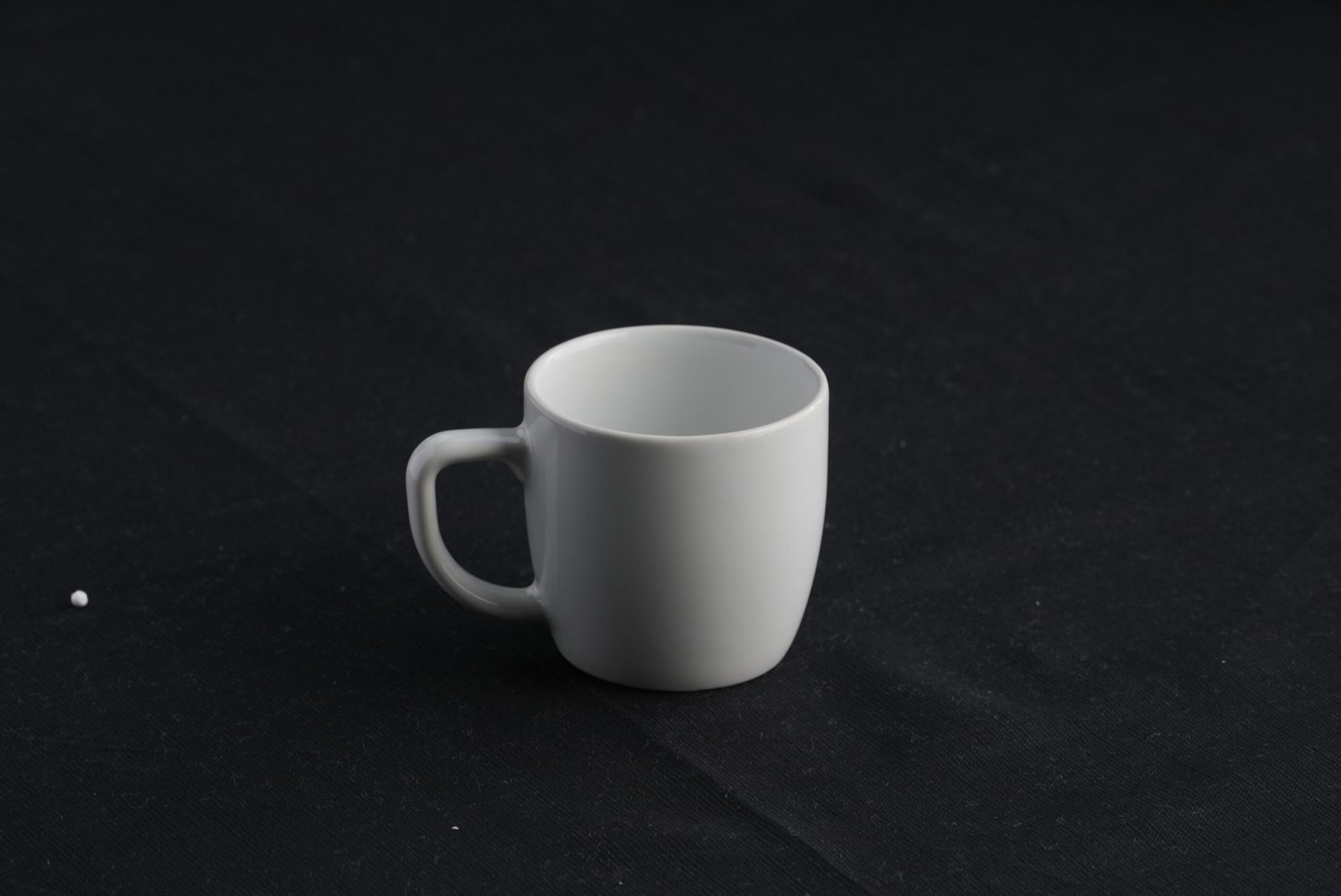 Ergonomic Base White Tea Cup Set- 6