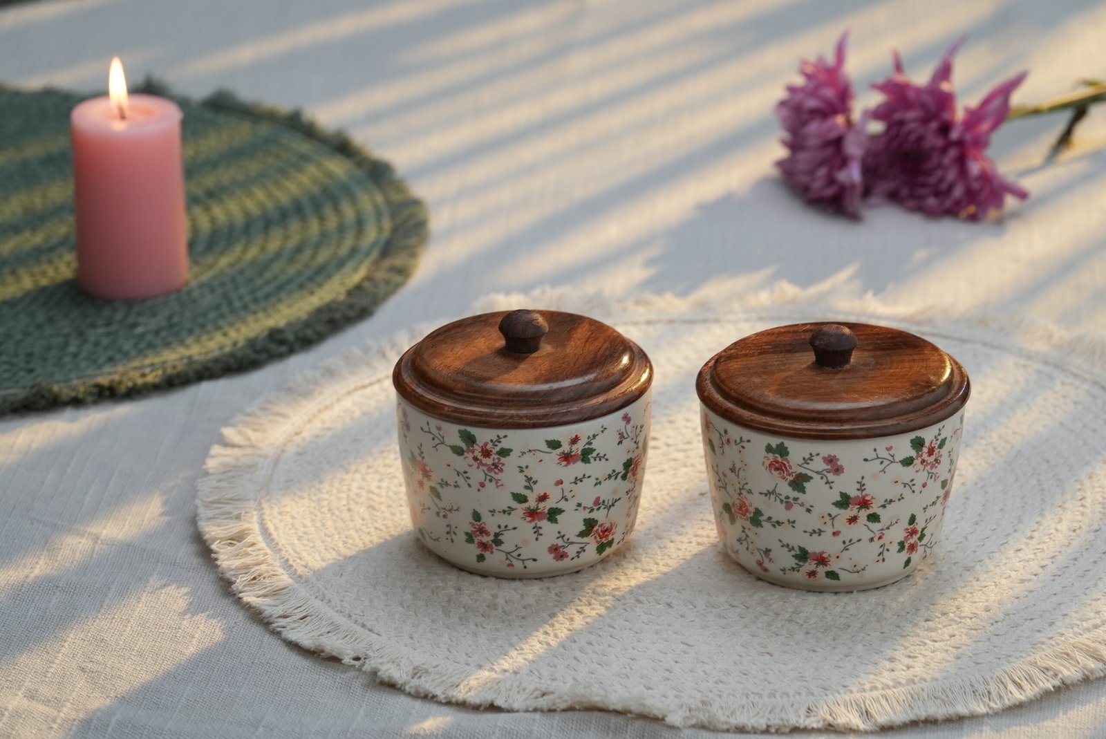 Floral Ceramic Storage Jar Whit Wooden Lid – Set of two