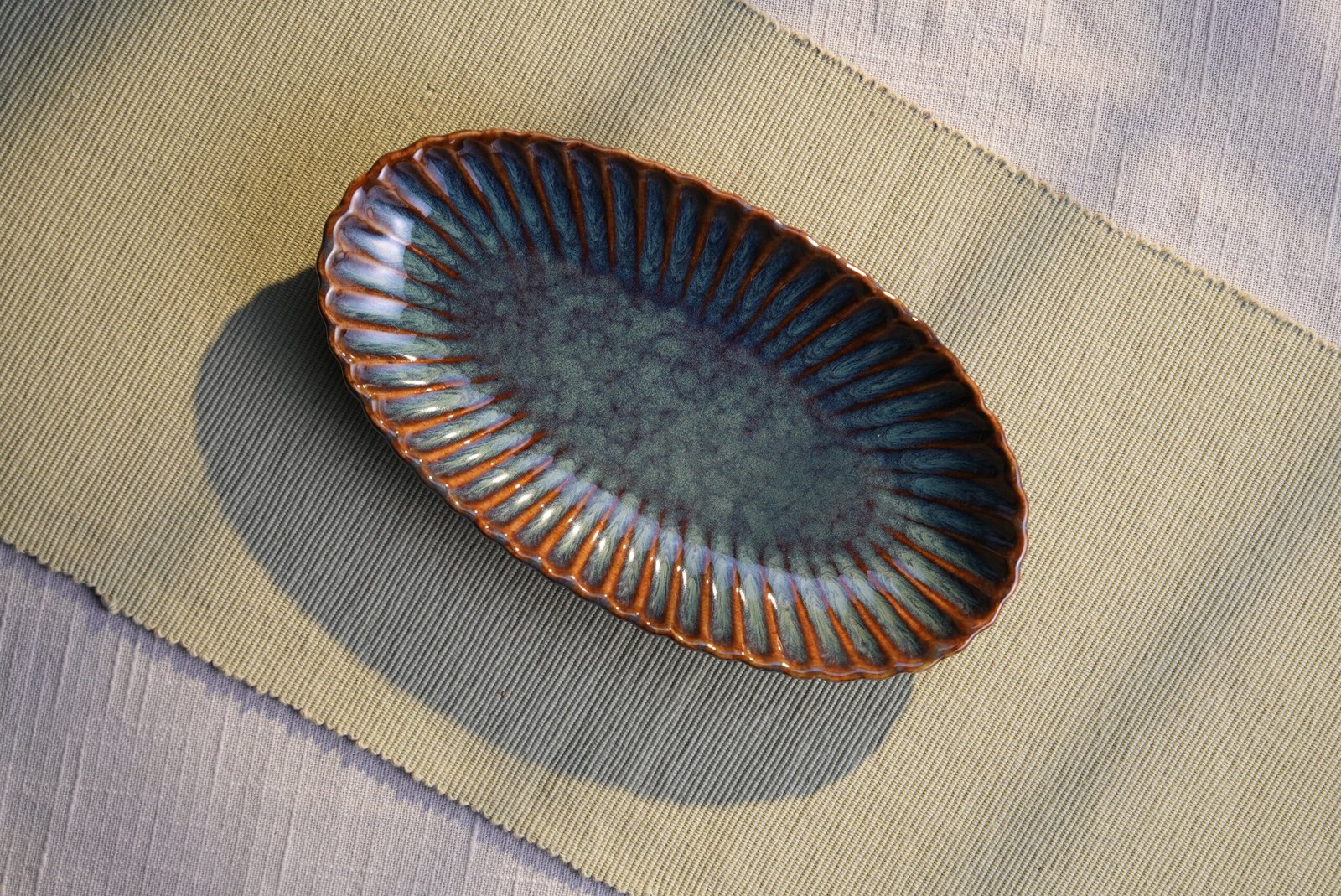 Rippled Oval Serving Platter