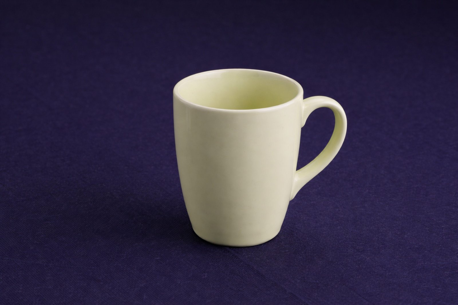 White Oval Mug (Big Size)